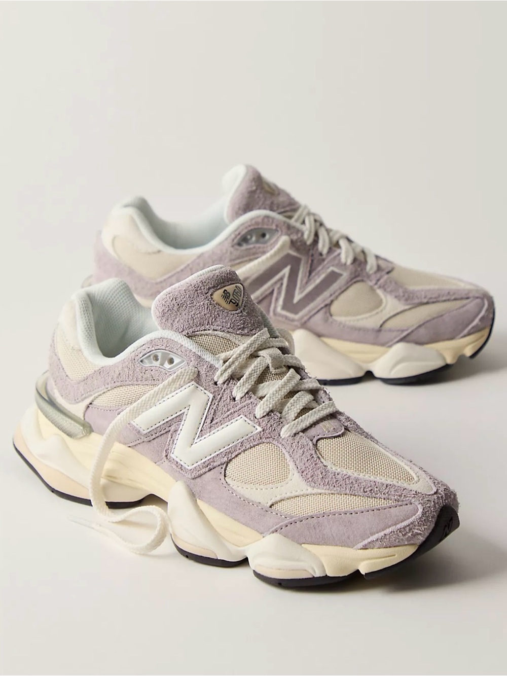 New Balance 9060 Women’s Sneakers